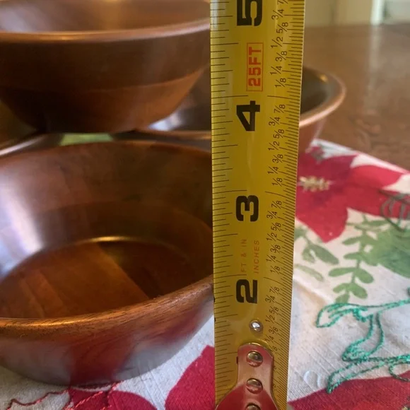 Vermilion Walnut Salad Bowls - Picture 9 of 11